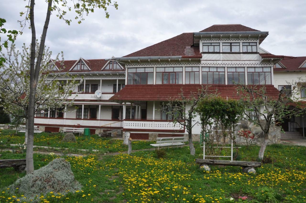 Padurea De Argint Villa Văratec Eksteriør billede